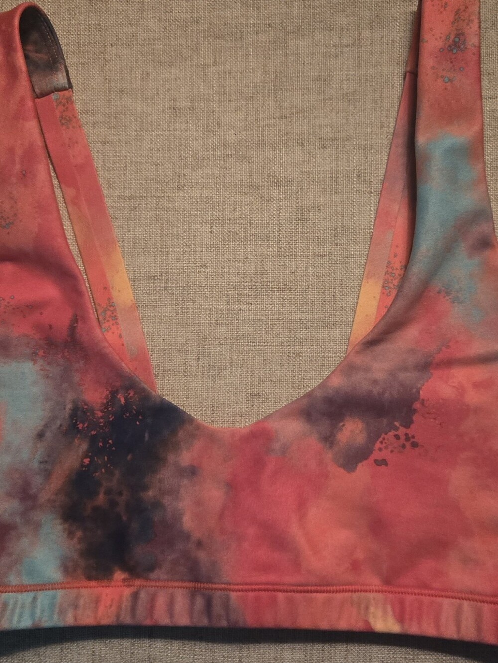 WildFox Tie-Dye Sports Bra in HOLI PRINT-Coral, Pink & Blue. Size Sm. NWT